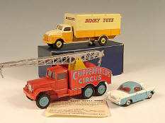 CORGI TOYS & DINKY TOYS (3)