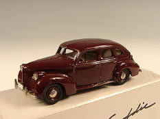 ROBEDDIE MODELS (GB) (1)