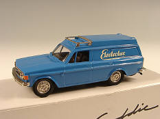 ROBEDDIE MODELS (GB) (1)