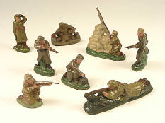 FIGURINES en composition (1)