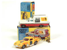CORGI TOYS (GB) (2)