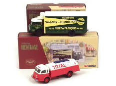 CORGI TOYS (GB) (2)
