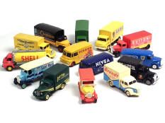 CORGI TOYS (GB) (33)