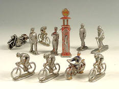 FIGURINES en fonte d'aluminium (1)