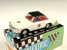 SCALEXTRIC (1)