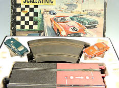SCALEXTRIC (1)
