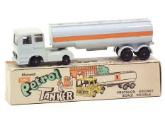 MAXWELL TOYS (INDE) (1)