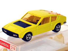 MAJORETTE (FRANCE) (1)