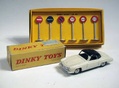 DINKY TOYS (FRANCE) (2)