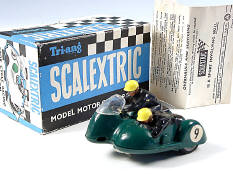 SCALEXTRIC (1)