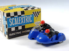 SCALEXTRIC (1)