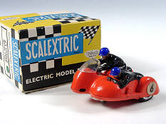SCALEXTRIC (1)