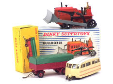 DINKY TOYS (FRANCE) (3)
