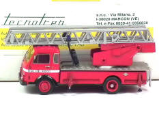 TECNOMODEL (ITALIE) (1)