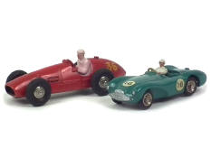 DINKY TOYS (FRANCE) (2)