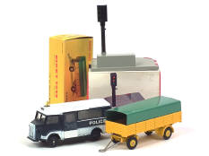 DINKY TOYS (FRANCE) (3)
