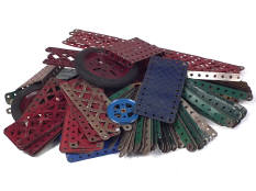MECCANO (1)