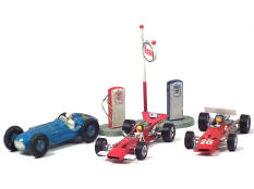 DINKY TOYS (FRANCE) (4)