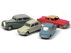 DINKY TOYS (FRANCE) (4)
