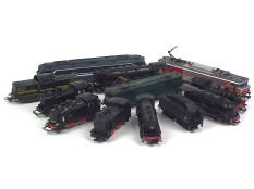 JOUEF 'HO' (FRANCE) (11)