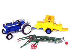 BRITAINS (GB) (3)