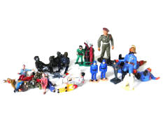 DIVERS (34)