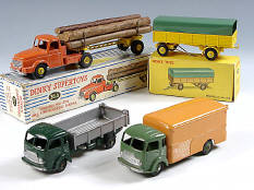 DINKY TOYS (FRANCE) (4)