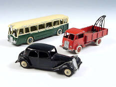 DINKY TOYS (FRANCE) (3)