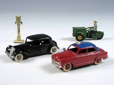 DINKY TOYS (FRANCE) (4)