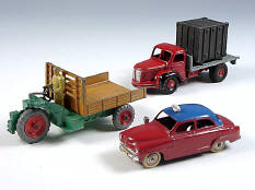 DINKY TOYS (3)