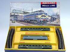 HORNBY 'HO' (1)