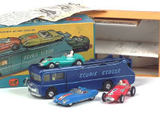 CORGI TOYS (GB) (5)