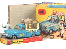 CORGI TOYS (GB) (1)