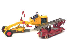 DINKY TOYS (FRANCE) (2)