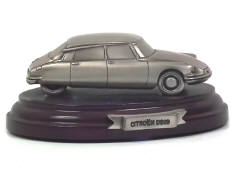 MARK MODELS Ltd (GB) (1)