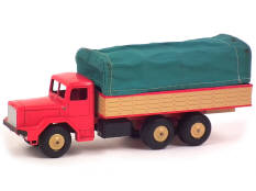 QUIRALU (FRANCE) (1)