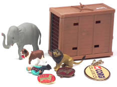 CORGI TOYS (GB) (8)