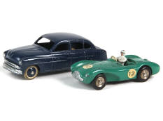 DINKY TOYS (FRANCE) (2)