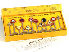 DINKY TOYS (GB) (1)