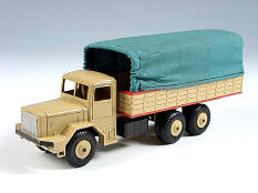 QUIRALU (FRANCE) (1)