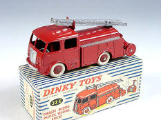DINKY TOYS FRANCE (1)