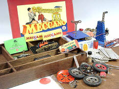 MECCANO (1)