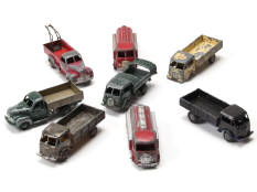 DINKY TOYS (FRANCE) (8)