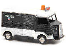 C.I.J. (FRANCE) (1)