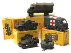 DINKY TOYS (FRANCE) (5)
