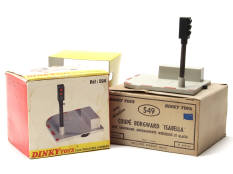 DINKY TOYS (FRANCE) (2)