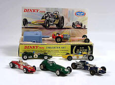 DINKY TOYS GB & CORGI TOYS (6)