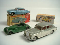 DINKY TOYS (4)