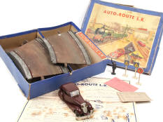 L.R. (FRANCE) (1)