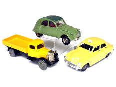 DINKY TOYS (FRANCE) (3)